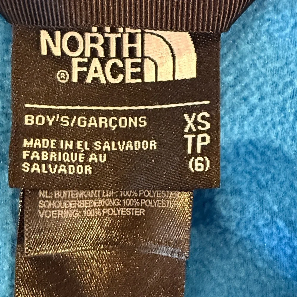 The North Face Kids Blue Fleece Jacket. Size 6 - Picture 2 of 2
